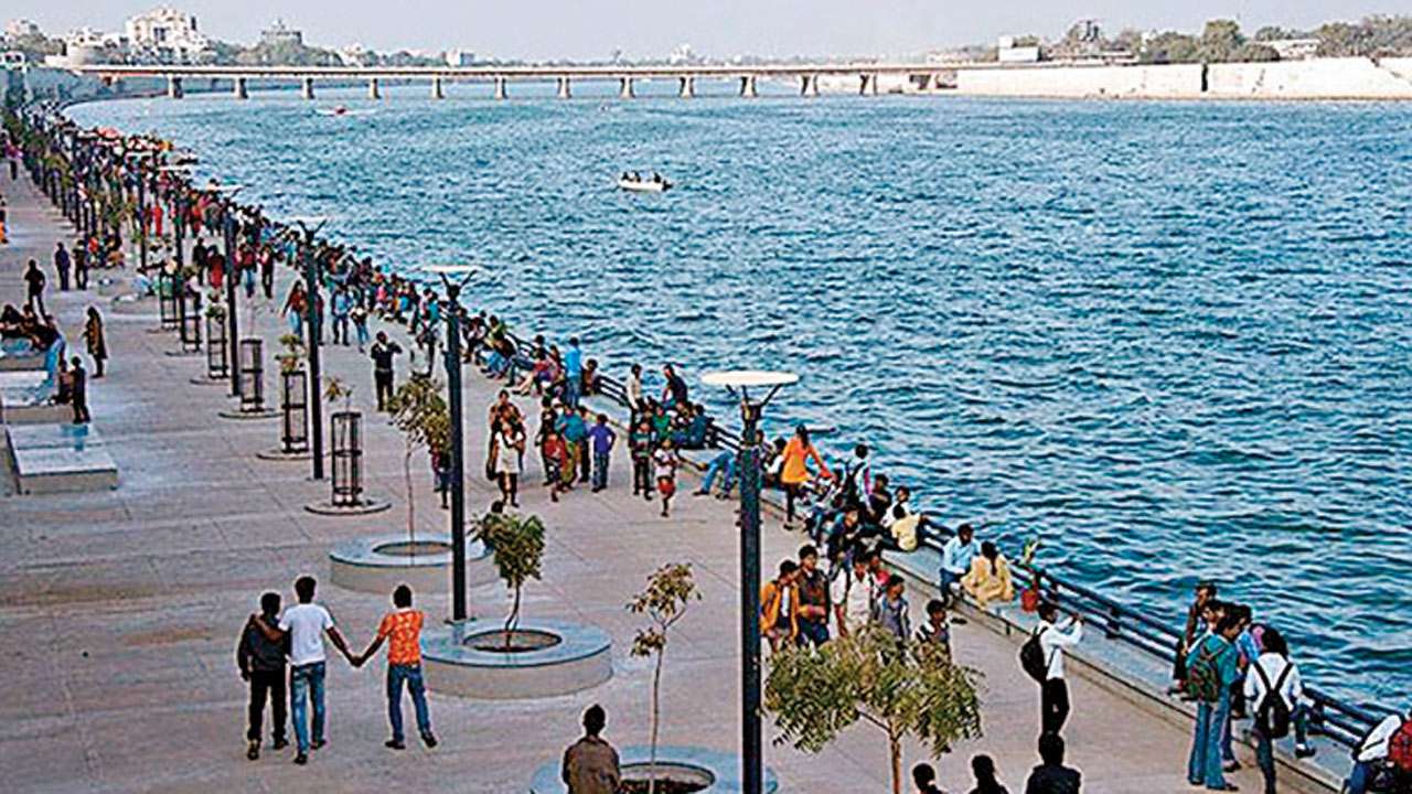 riverfront Ahmedabad
Sabarmati
Sabarmati riverfront