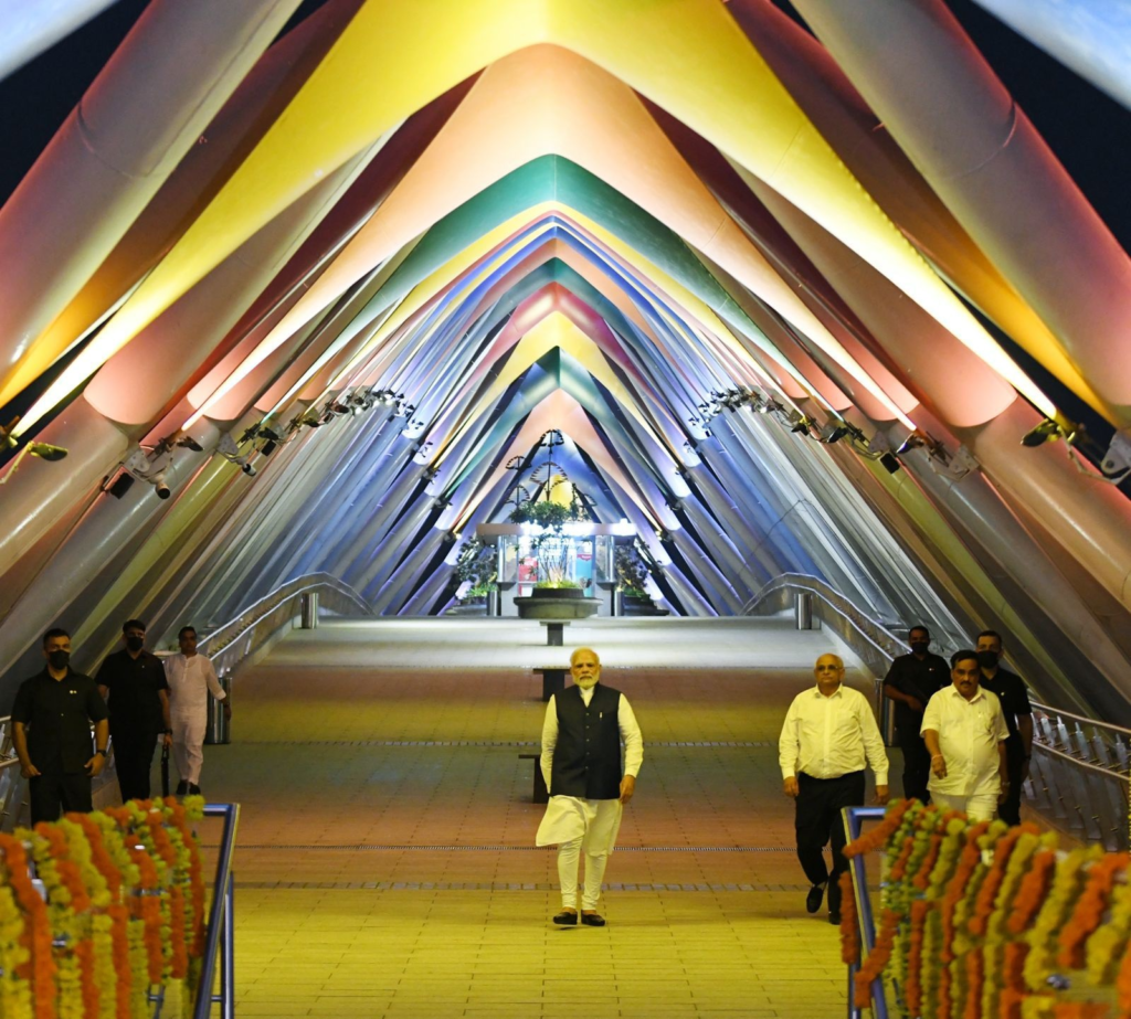 Atal bridge 
Narendra Modi
Modi
Ahmedabad
